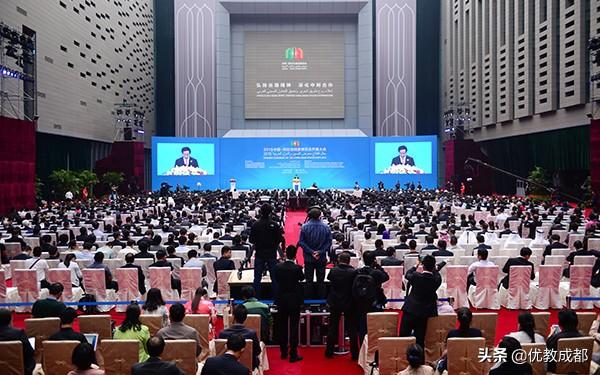 2035年澳门天天六开好彩，未来博采文化的展望与挑战新澳门6合开彩app下载官网