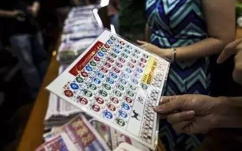 预测香港六合总彩，深度分析与策略探讨预测香港6合总彩分析网最新302期开奖结果