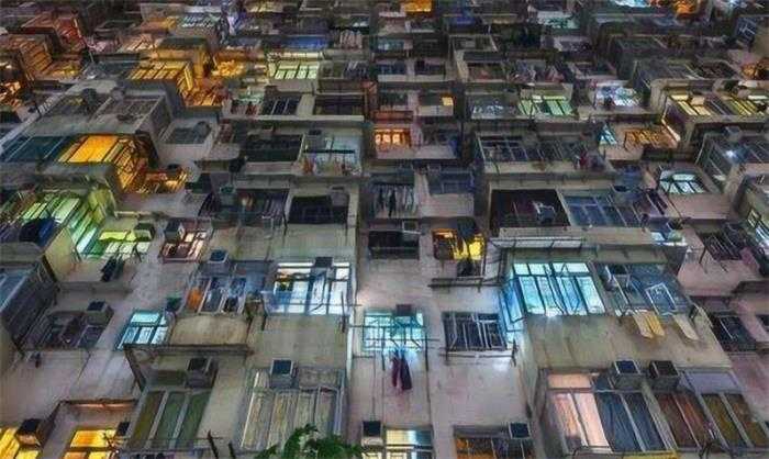 探秘香港600多尺的居住空间，微缩都市中的生活哲学香港600尺的房子算大吗