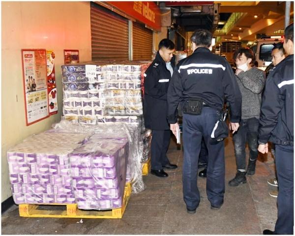 探秘香港60多尺房子的真实面积与居住体验香港600多尺的房子是多大的面积呢图片